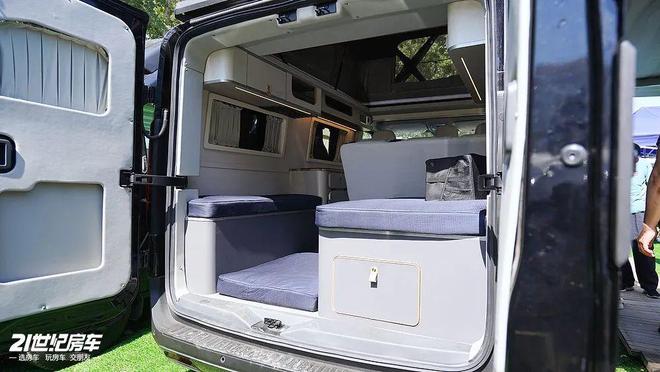 通勤露营全OK驿舟先锋官V升顶宿营车pg电子模拟器试玩1798万元三张床(图3)